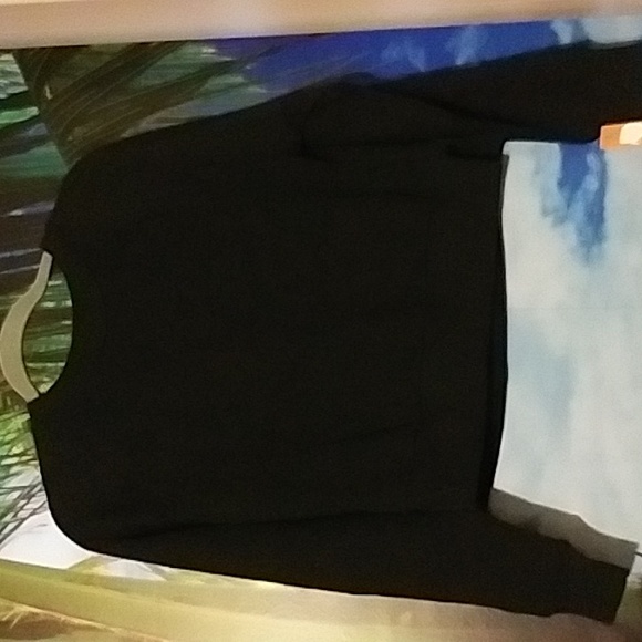 Colsie sweatshirt - Picture 1 of 9